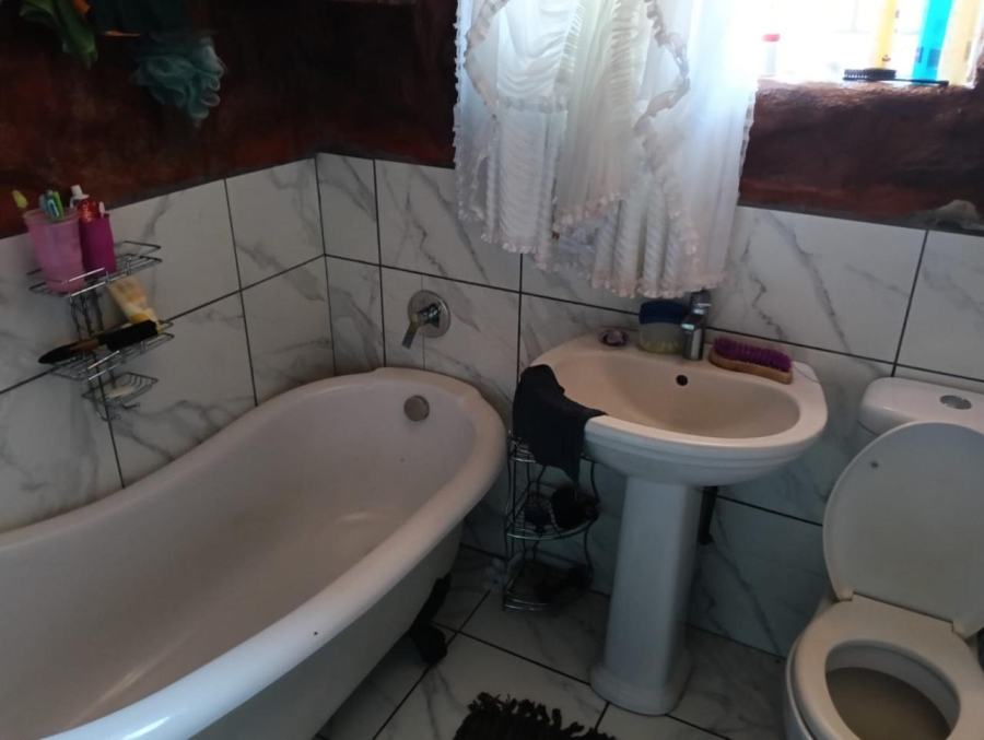 3 Bedroom Property for Sale in Ikageng North West